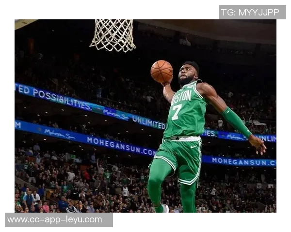 杰伦布朗携手生发品牌米切尔调侃兄弟直接变现的幽默互动